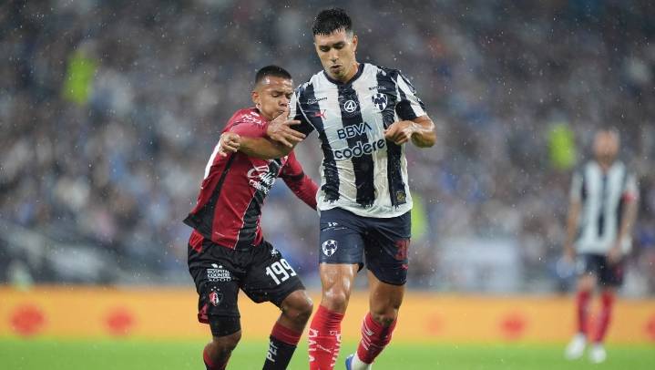 Rayados trabaja la extensión de contrato del 'Corcho' Rodríguez