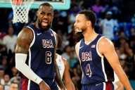 LeBron James Notices Stephen Curry’s Offer to Fix Latest Addiction That Doesn’t Hurt NBA Future Stephen Curry once again adds how he could help fix the Lakers' superstar, LeBron James' new addiction, 