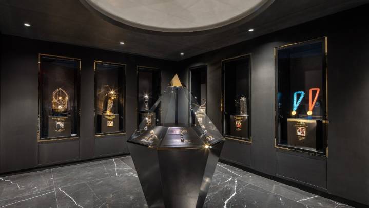 Tom Brady Hall of Excellence Fontainebleau Vegas: Info, Photos, Price