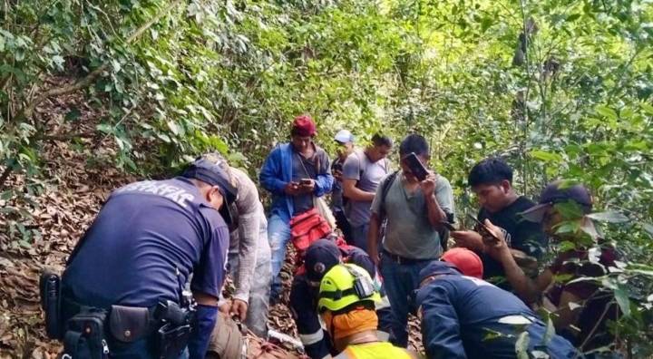 Tras cuatro días, localizan a adulto mayor extraviado en sierra Gorda de Hidalgo