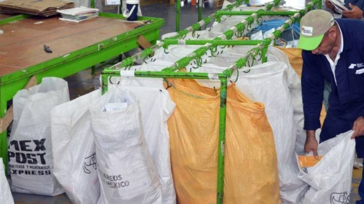 Correos de México suspende sus envíos a Estados Unidos ante nuevos impuestos de Trump