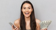 Te ayudará bastante: conoce el truco para detectar un dólar falso con la cámara de tu celular