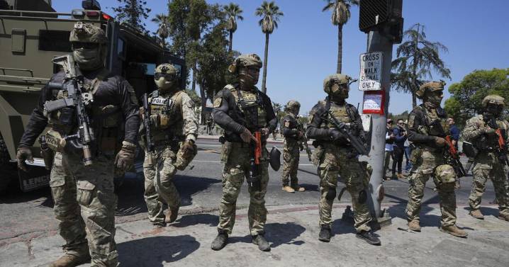 ICE entices new recruits with patriotism pitch and promise of $50,000 signing bonuses