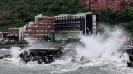 Tifón Podul toca tierra en China tras dejar cien heridos en Taiwán