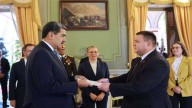 Cinco nuevos embajadores presentaron sus Cartas Credenciales al presidente Maduro en el Palacio de Miraflores
