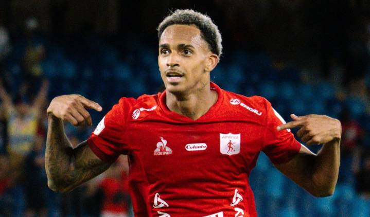 América tomó decisión con Dylan Borrero para el duelo ante Fluminense