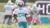 Dolphins RB De'Von Achane (calf) unlikely to practice this week