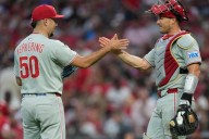 Kyle Schwarber hits 42nd homer as Phillies rally past Reds with 4