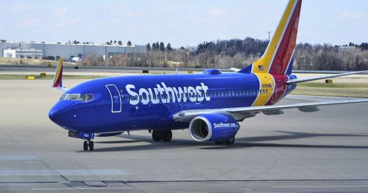 Southwest Airlines' new policy will affect plus-size travelers. Here's how