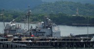Buque lanzamisiles de EEUU cruza el canal de Panamá y se dirige al Caribe para operativo contra el narcotráfico en Venezuela