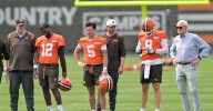 Shedeur Sanders, Kenny Pickett injury update, Browns backup QB battle continues