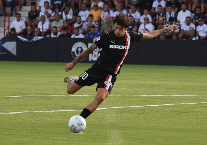César Gelabert le coge gusto al gol