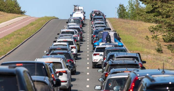 Brits driving in France warned to stay off roads from 12