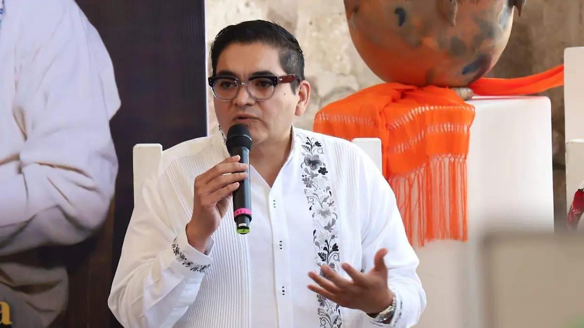 Persiste abandono de perros y gatos en Tangancícuaro, señala alcalde