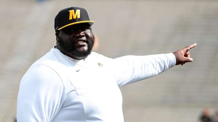 Former Missouri football DL coach Al Davis hired at Rock Bridge