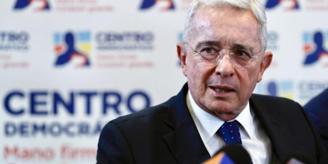 Tribunal Superior de Bogotá ordena libertad del expresidente Álvaro Uribe 