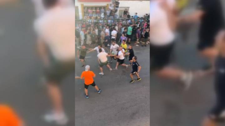 Joven de 24 años herido grave por asta de toro en encierro de Fernán Caballero