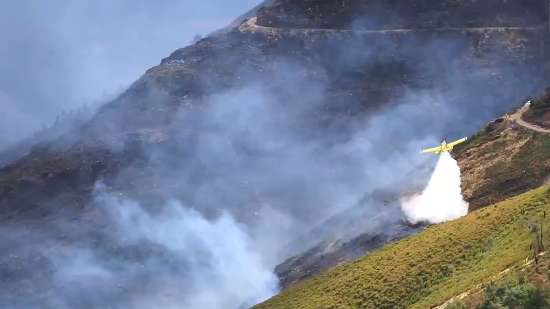 Estabilizado o incendio de Larouco que calcinou 30.000 hectáreas, o máis grande rexistrado en Galicia