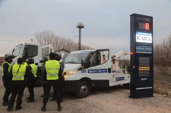 Neuquén refuerza el anillo vial digital con un nuevo lector de patentes en el Tercer Puente