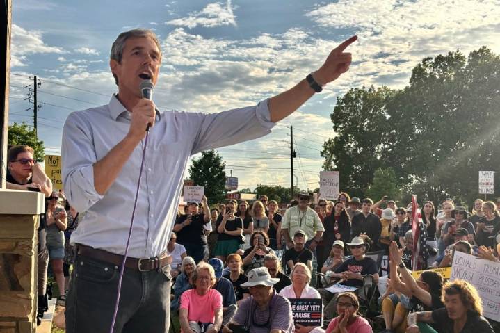 Ken Paxton opens investigation into Beto O'Rourke-backed PAC that supports Democratic candidates