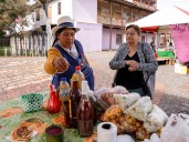De la cosecha al restaurante: las mujeres ecuatorianas que revitalizan la chicha