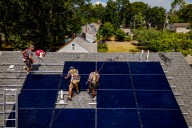 Michigan residents race for rooftop solar after Trump administration axes tax credit