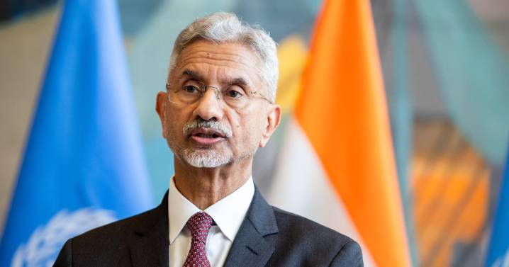 India responde a la amenaza de Trump por la compra de petróleo ruso: EE.UU. y la UE también comercian con Rusia