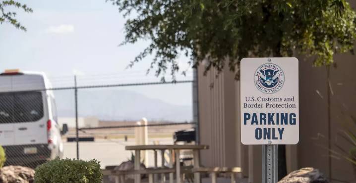 There’s a little-known ICE facility at a suburban Phoenix airport