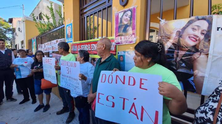 “Quiero a mi hijo”: familiares de desaparecidos cierran fiscalía especializada en Torreón