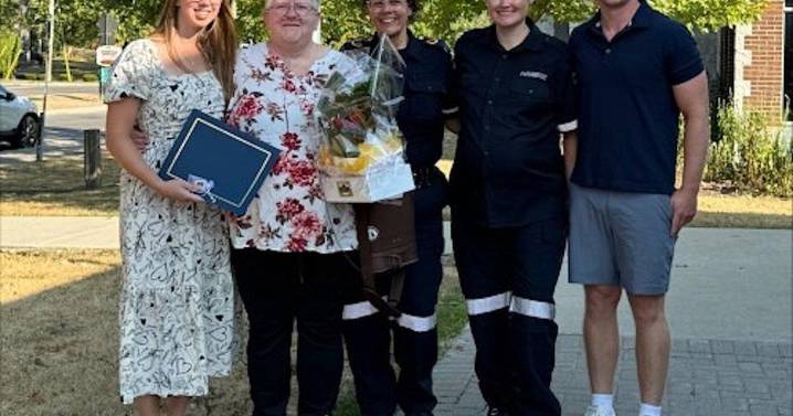Ceremony honours life-saving teamwork at Lindsay business