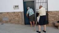 Fotogalería | Los vecinos vuelven a sus casas: así han quedado los pueblos tras el paso del incendio de Jarilla