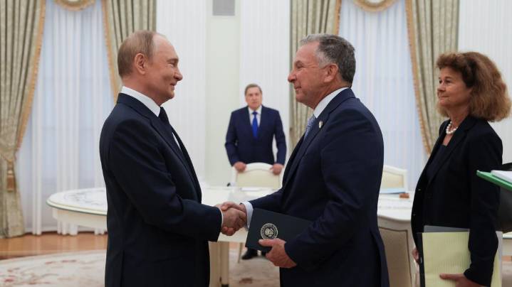 Trump says he would meet with Putin even if the Russian leader won't meet with Ukraine's Zelenskyy