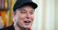 Elon Musk Predicts Self-Sustaining City on Mars In 20 Years