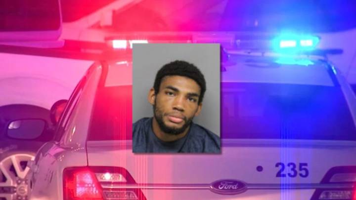 Man caught with stolen gun, Husker Pinstripe Bowl ring in Lincoln, police say