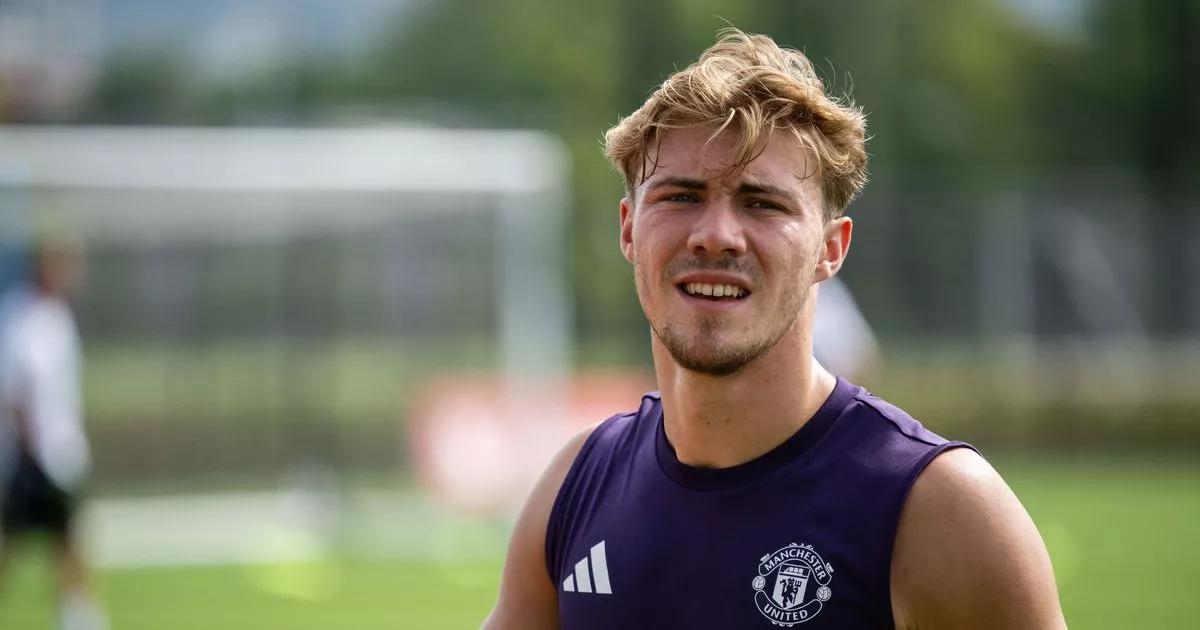 Rasmus Hojlund value to Man United clear as striker transfer timeline emerges
