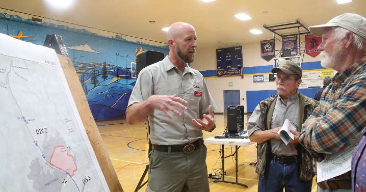 Residents updated on Lightning Creek Fire