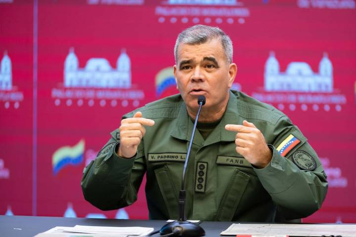 Venezuela moviliza su Armada ante despliegue militar de EE. UU. en el Caribe
