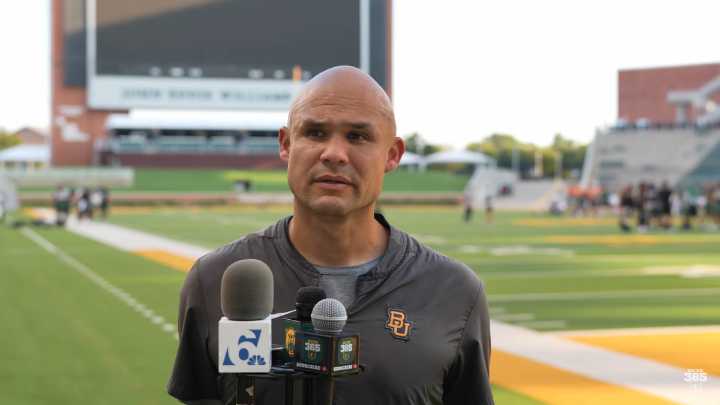 Dave Aranda Makes Big Sawyer Robertson Demand as Season-Ending Injury Forces Depth Chart Change Sawyer Robertson will have to become both unifier and enforcer. Dave Aranda is trusting his RBs after lo