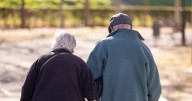 Cuándo se cobran las pensiones en agosto: fechas de los ingresos según tu banco