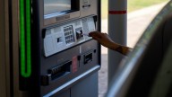 Trump signs executive order going after ‘debanking’