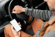 Cuatro millones de conductores en un solo estado quedarán afectados por la Ley manos libres de Estados Unidos: entra en vigencia el 1 de septiembre