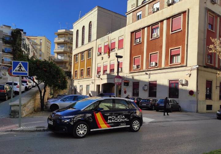 Detenido un hombre por hackear la plataforma educativa Séneca y alterar notas