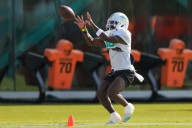 Report: Teams monitoring Dolphins WR Tyreek Hill as trade candidate