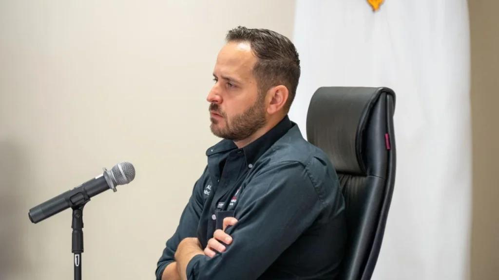 Alcalde de Morena en Coahuila explota con reportera sobre pregunta de antidoping