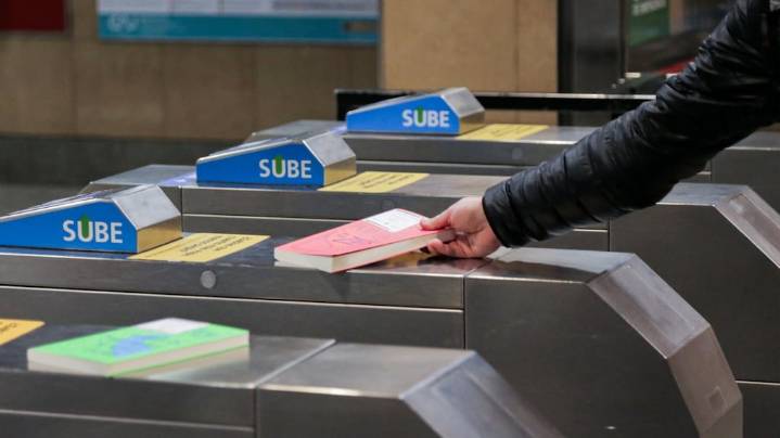 Aumentarán las tarifas del subte y los colectivos de CABA y PBA: cuánto costará viajar en septiembre