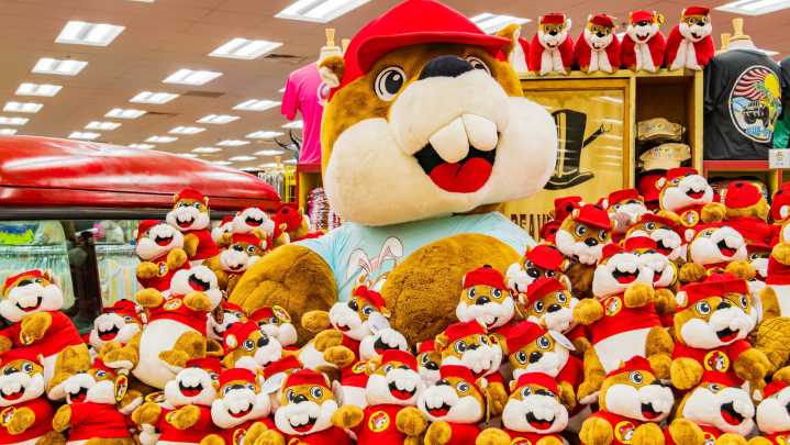 The World's Biggest Buc-Ee's Also Holds This Impressive Record