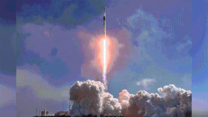 SpaceX rocket shoots across Southern California daytime sky