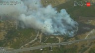 Declarado un incendio de pasto junto al vertedero de Colmenar Viejo
