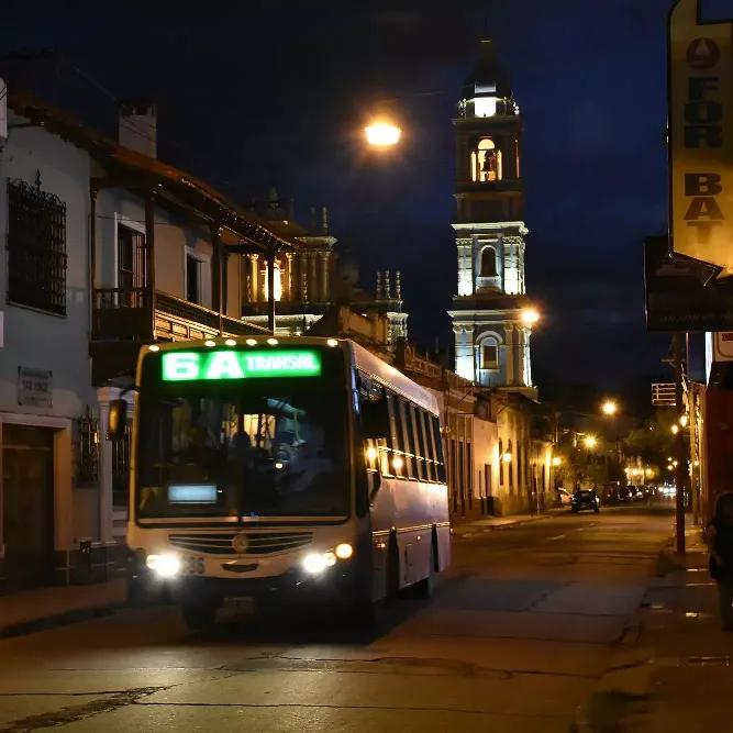 Aseguran que las amenazas de empresas de colectivos afectan al sector gastronómico