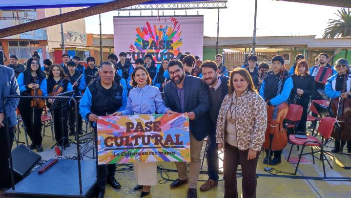 Jóvenes y adultos mayores podrán disfrutar del arte gracias al apoyo monetario del “Pase Cultural”